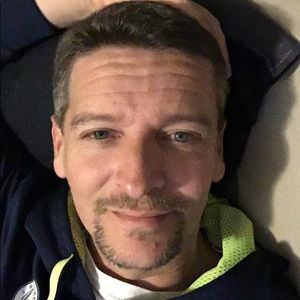 Meet your Posher, Derek